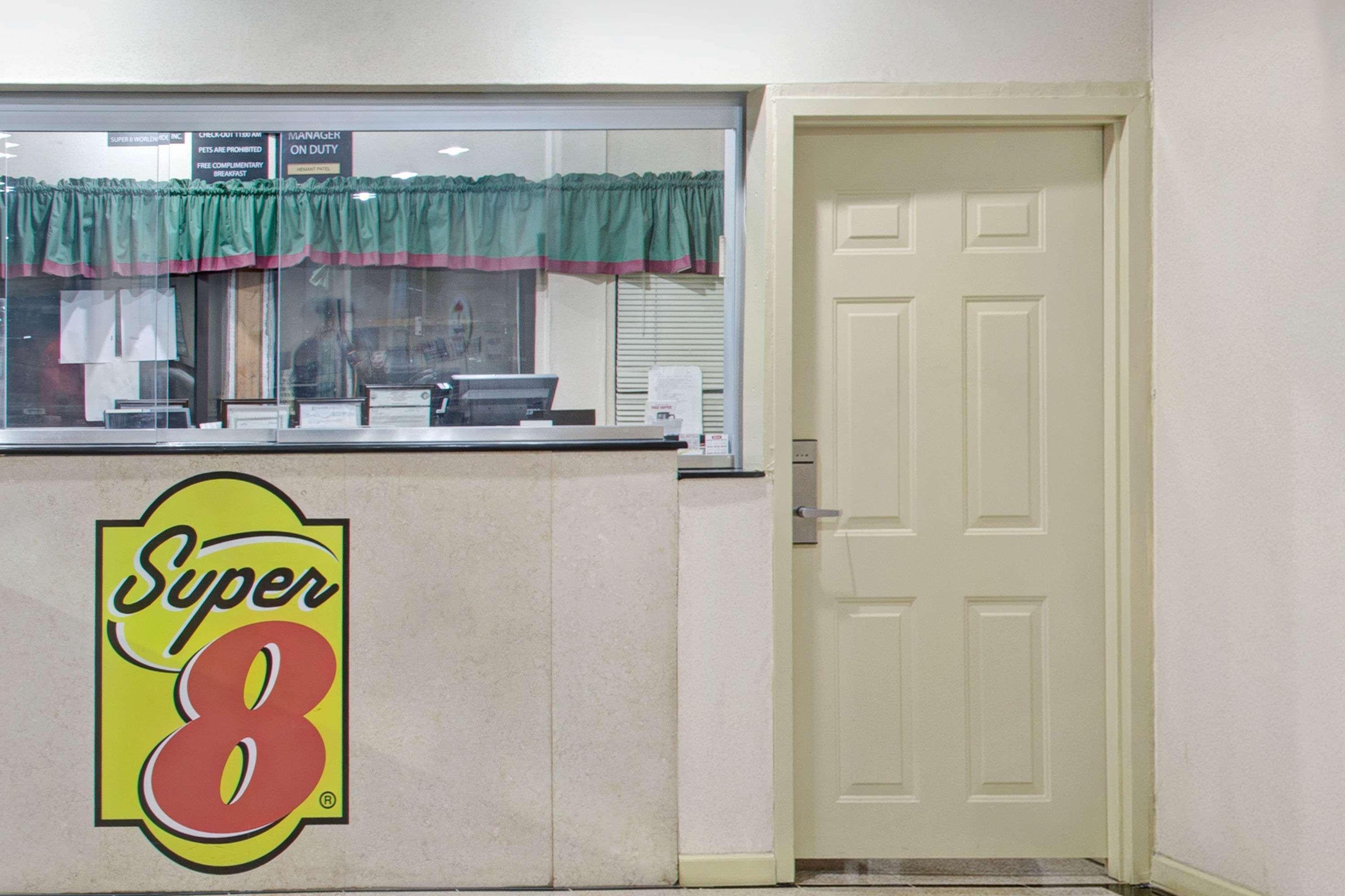 Hotel Super 8 By Wyndham Suwanee Exterior foto